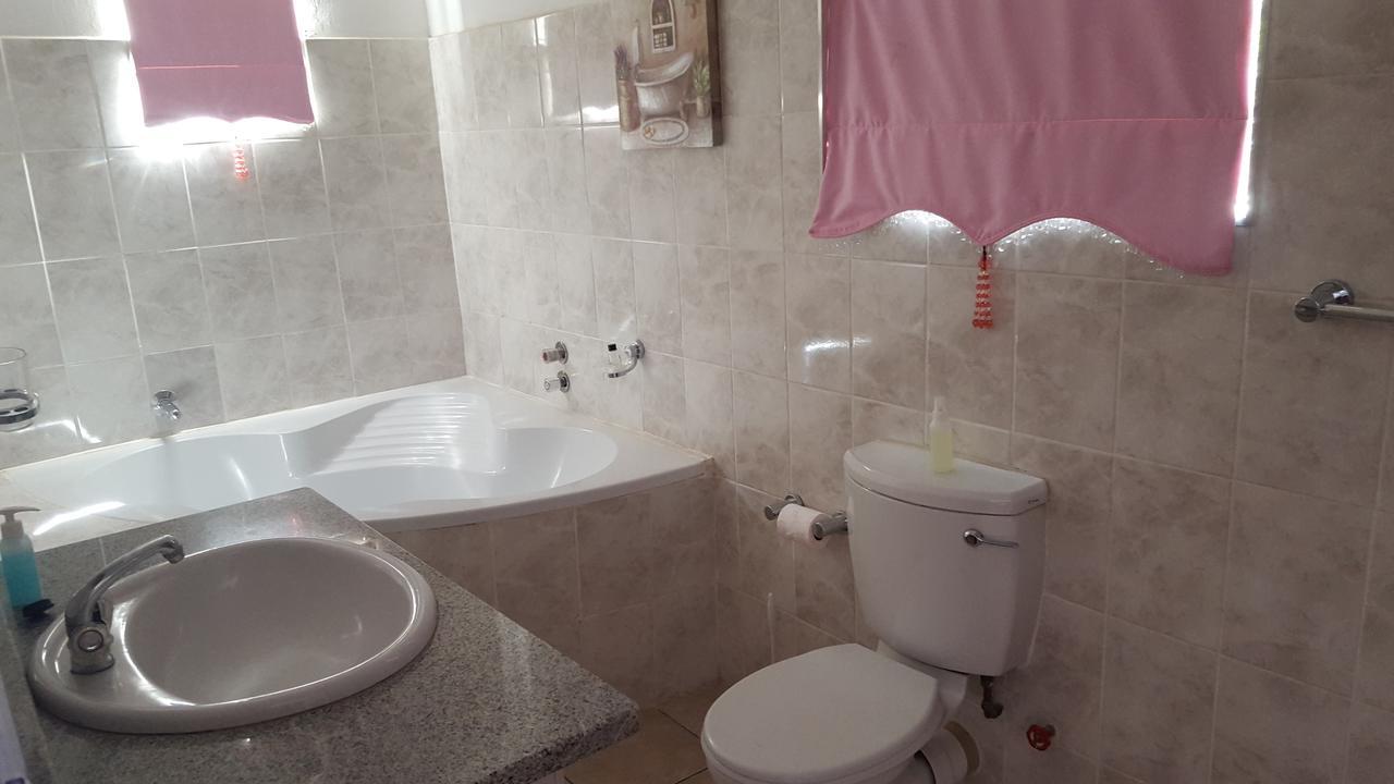 Sondela Bed & Breakfast Aliwal North Extérieur photo